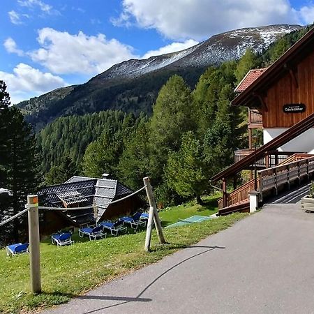 Bergheim Schmidt, Almhütten im Wald Appartments an der Piste Turracher Hohe Exterior foto